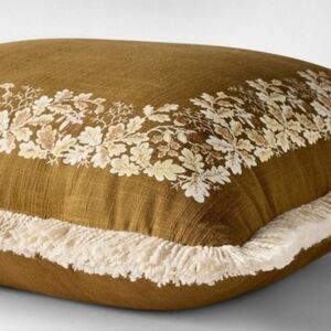 20x20 Oak Printed Throw Pillow with Fringe Olive Threshold Design